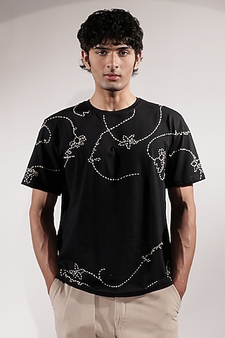 Black Cotton Kantha Embroidered T-Shirt by Jubinav Chadha Men