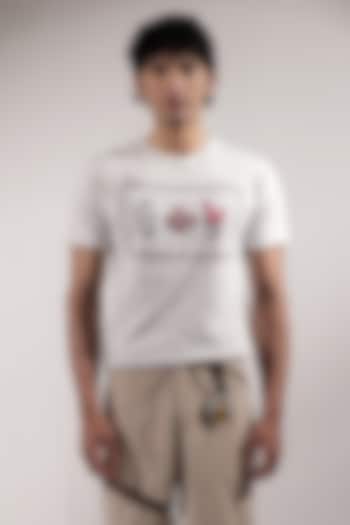 White Cotton Hand & Machine Embroidered T-Shirt by Jubinav Chadha Men at Pernia's Pop Up Shop