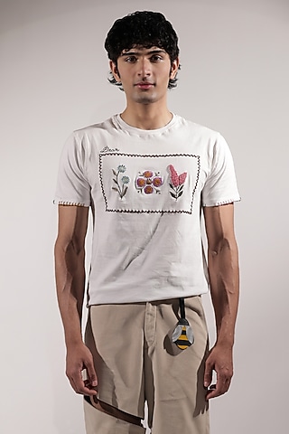 White Cotton Hand & Machine Embroidered T-Shirt by Jubinav Chadha Men