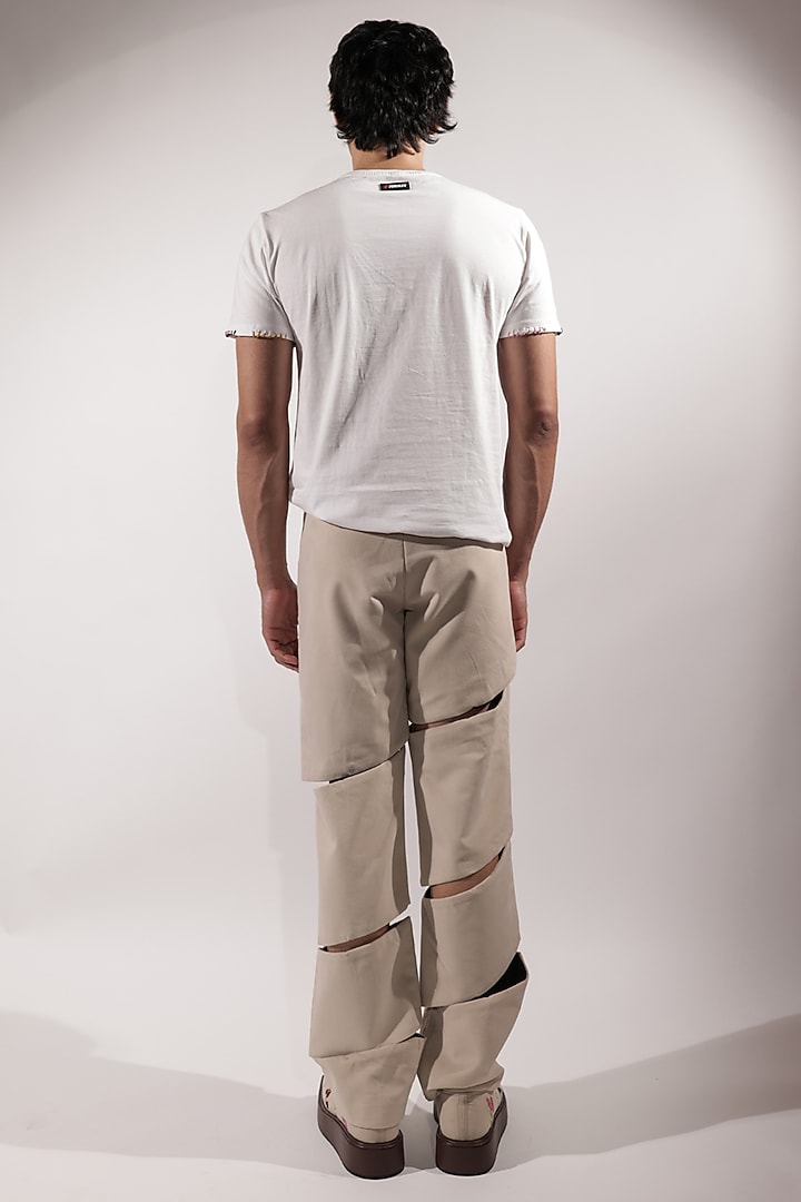White Cotton Hand & Machine Embroidered T-Shirt by Jubinav Chadha Men at Pernia's Pop Up Shop