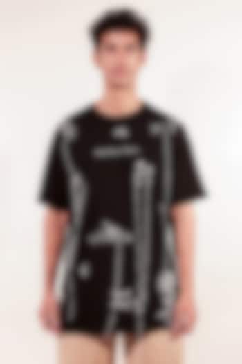 Black Cotton Hand Embroidered T-Shirt by Jubinav Chadha Men
