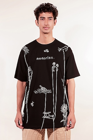 Black Cotton Hand Embroidered T-Shirt by Jubinav Chadha Men