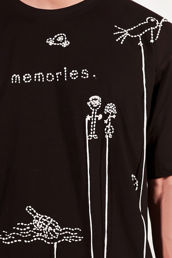 Black Cotton Hand Embroidered T-Shirt by Jubinav Chadha Men at Pernia's Pop Up Shop