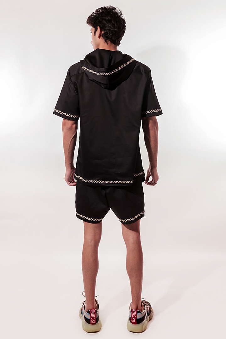 Black Cotton Lycra Hand Embroidered Co-Ord Set by Jubinav Chadha Men at Pernia's Pop Up Shop