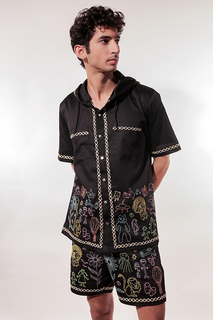 Black Cotton Lycra Hand Embroidered Co-Ord Set by Jubinav Chadha Men at Pernia's Pop Up Shop
