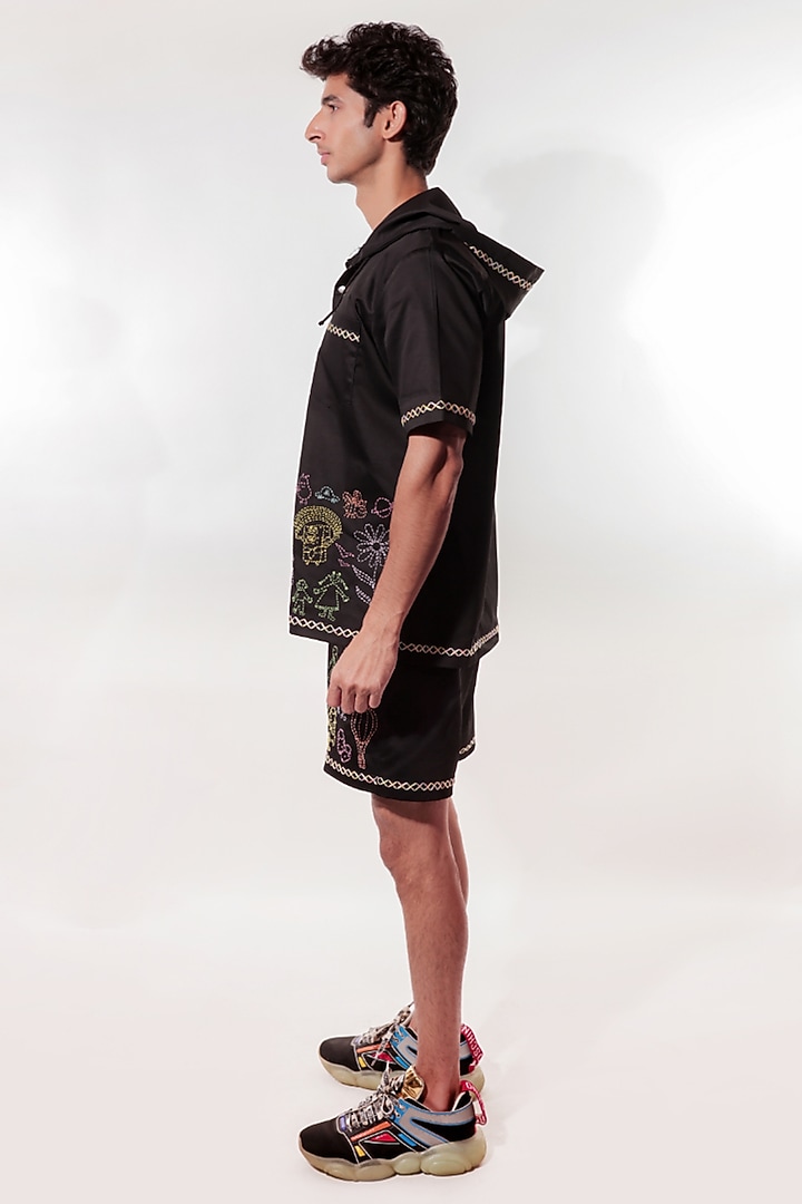 Black Cotton Lycra Hand Embroidered Co-Ord Set by Jubinav Chadha Men at Pernia's Pop Up Shop