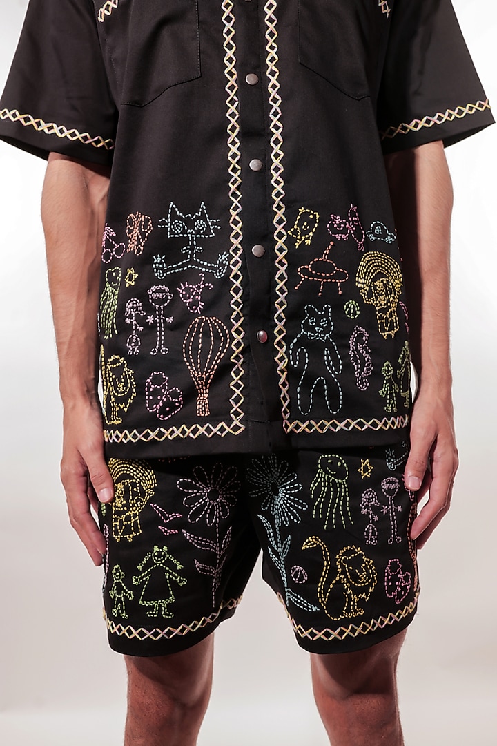 Black Cotton Lycra Hand Embroidered Co-Ord Set by Jubinav Chadha Men at Pernia's Pop Up Shop