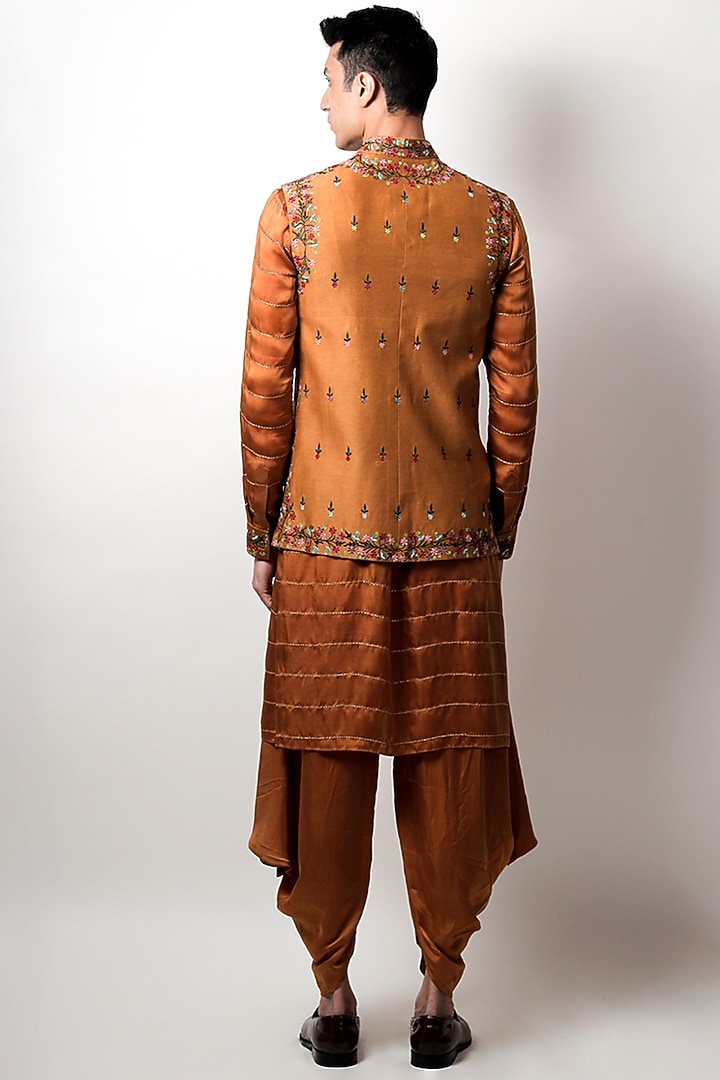 Mustard Silk Chanderi Floral Thread Embroidered Nehru Jacket by Jubinav Chadha Men at Pernia's Pop Up Shop