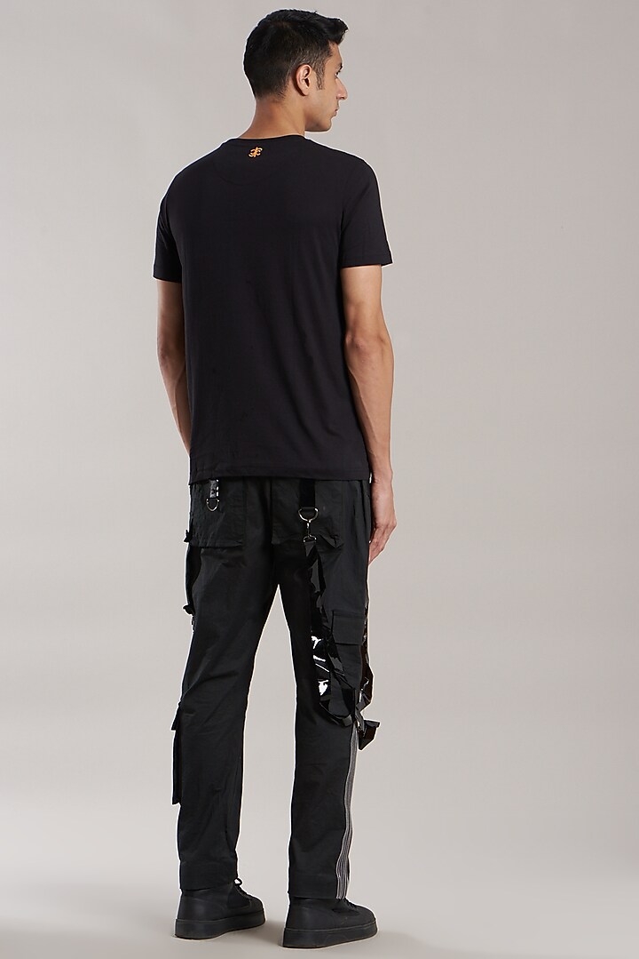 Black Embroidered T-Shirt by Jubinav Chadha Men at Pernia's Pop Up Shop