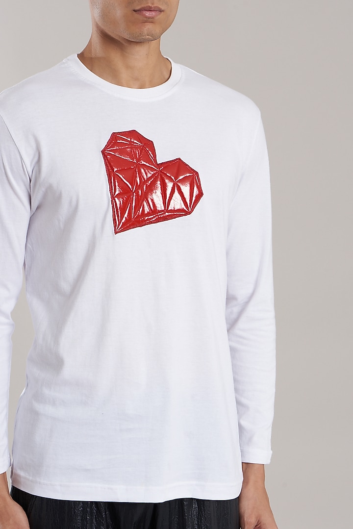 White T-Shirt In Cotton by Jubinav Chadha Men at Pernia's Pop Up Shop