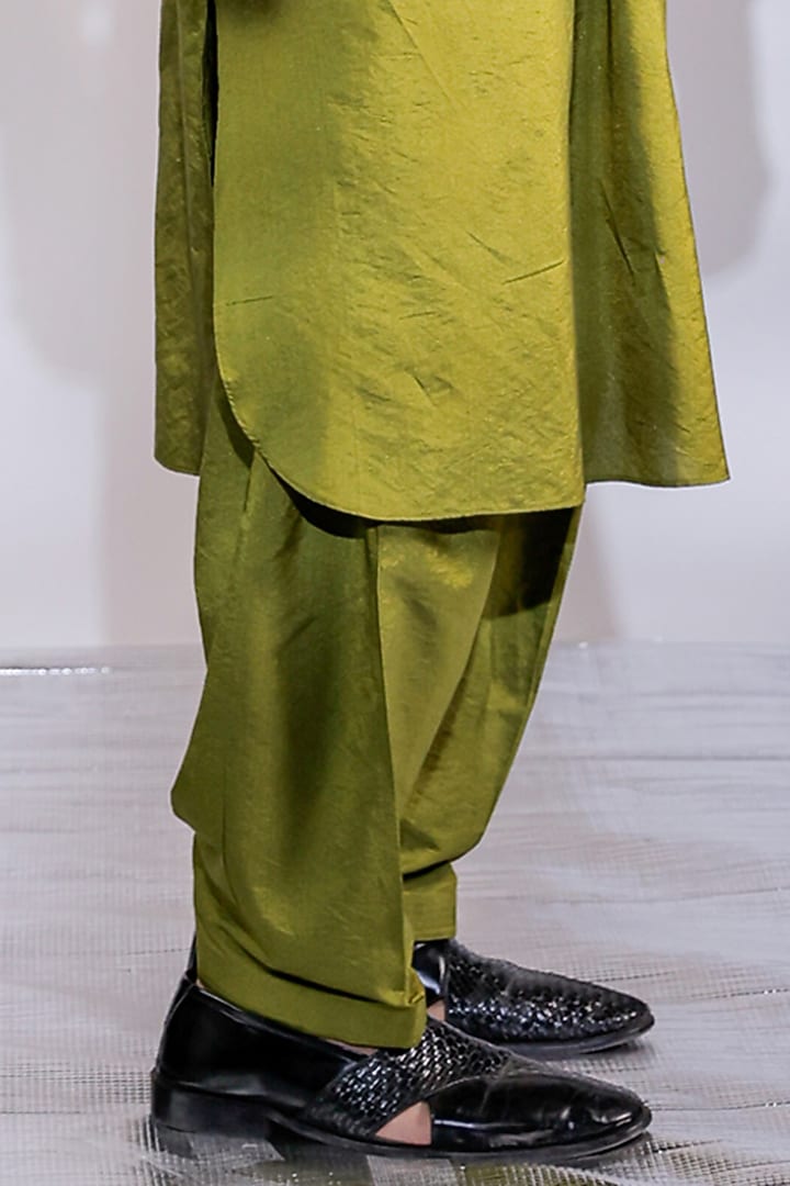 Yellow Crepe Floral Printed Nehru Jacket Set by Jubinav Chadha Men at Pernia's Pop Up Shop