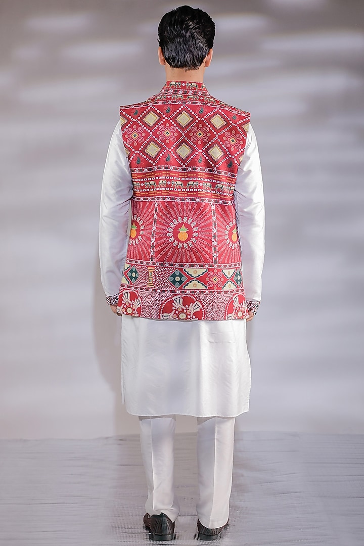 Deep Red Crepe Bandhani Printed Nehru Jacket Set by Jubinav Chadha Men at Pernia's Pop Up Shop