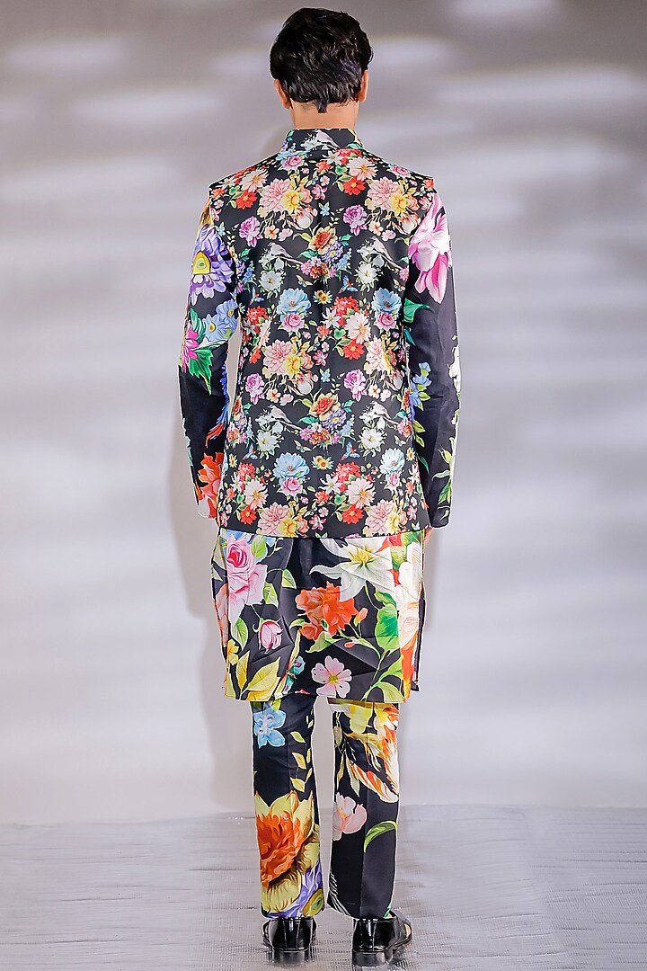 Black Glaze Cotton Floral Printed Nehru Jacket Set by Jubinav Chadha Men at Pernia's Pop Up Shop