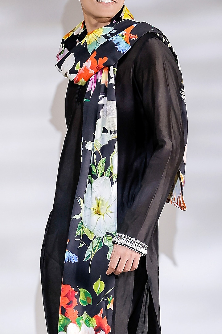 Black Cotton Silk Pearl Embroidered Kurta Set by Jubinav Chadha Men at Pernia's Pop Up Shop