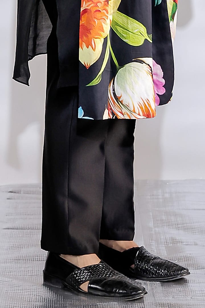 Black Cotton Silk Pearl Embroidered Kurta Set by Jubinav Chadha Men at Pernia's Pop Up Shop