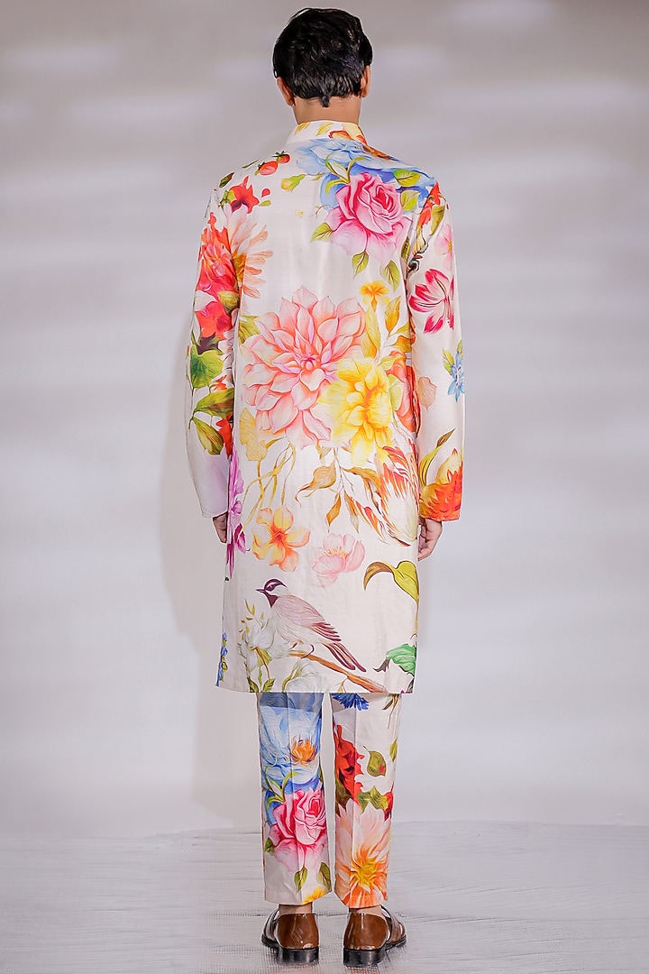 Blush Pink Cotton Silk Floral Printed Kurta Set by Jubinav Chadha Men at Pernia's Pop Up Shop
