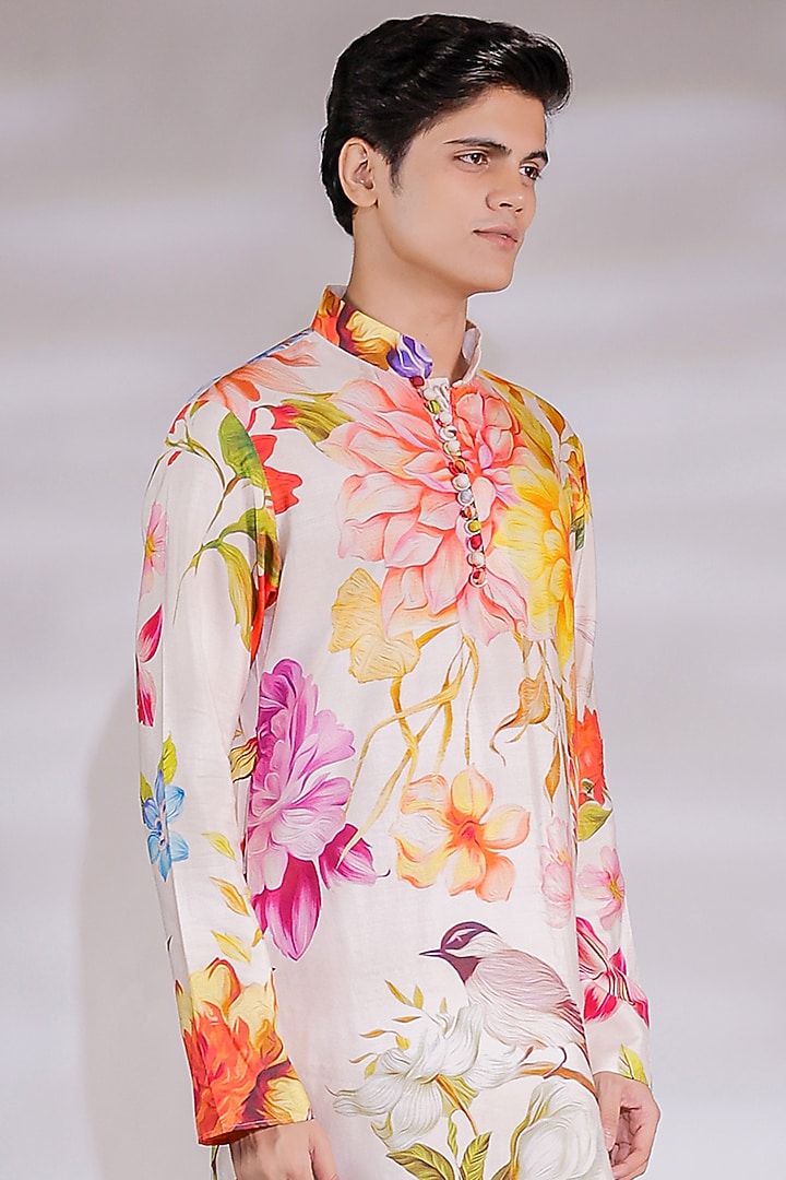 Blush Pink Cotton Silk Floral Printed Kurta Set by Jubinav Chadha Men at Pernia's Pop Up Shop