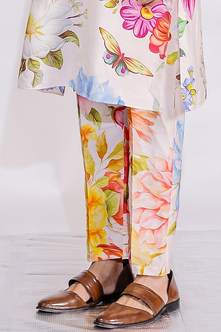 Blush Pink Cotton Silk Floral Printed Kurta Set by Jubinav Chadha Men at Pernia's Pop Up Shop