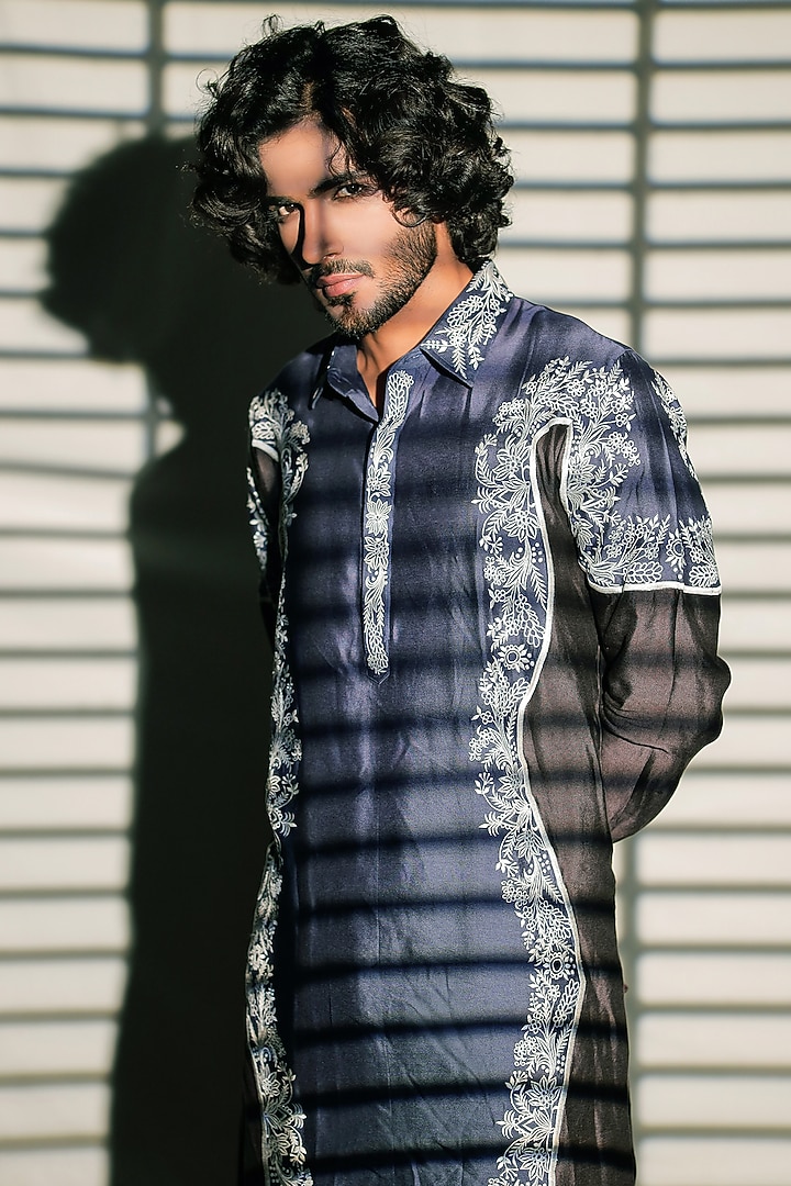 Blue Silk Embroidered Color Block Kurta Set by Jubinav Chadha Men at Pernia's Pop Up Shop