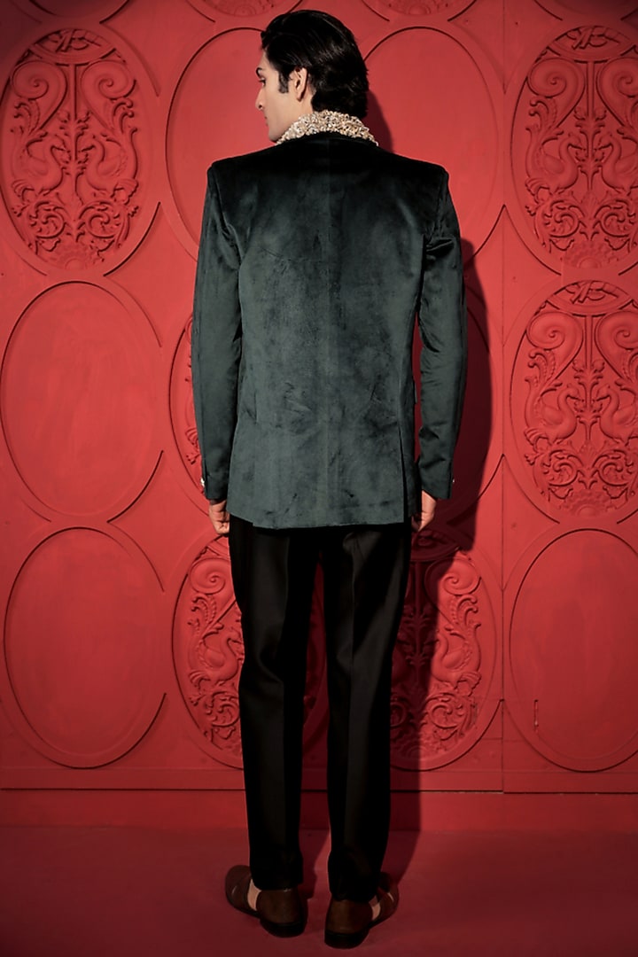 Green Velvet Shell Embroidered Blazer Set by Jubinav Chadha Men at Pernia's Pop Up Shop