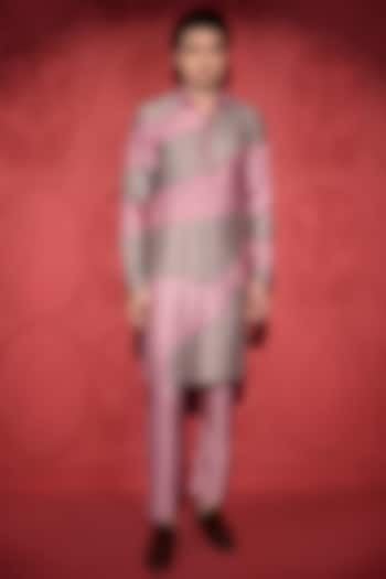 Pink & Grey Katan Silk Hand Embroidered Color-Blocked Kurta Set by Jubinav Chadha Men at Pernia's Pop Up Shop