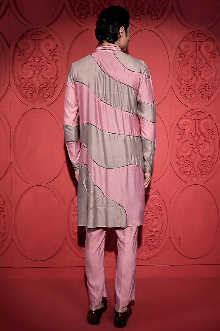 Pink & Grey Katan Silk Hand Embroidered Color-Blocked Kurta Set by Jubinav Chadha Men at Pernia's Pop Up Shop