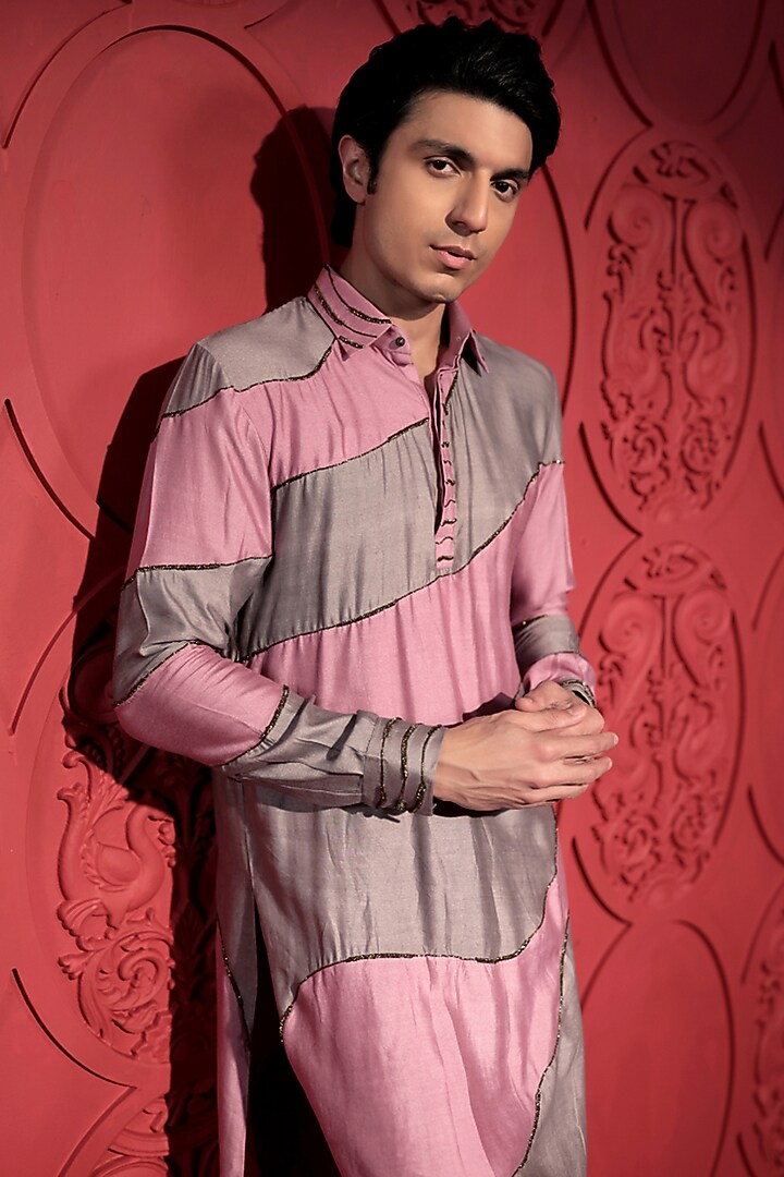 Pink & Grey Katan Silk Hand Embroidered Color-Blocked Kurta Set by Jubinav Chadha Men at Pernia's Pop Up Shop