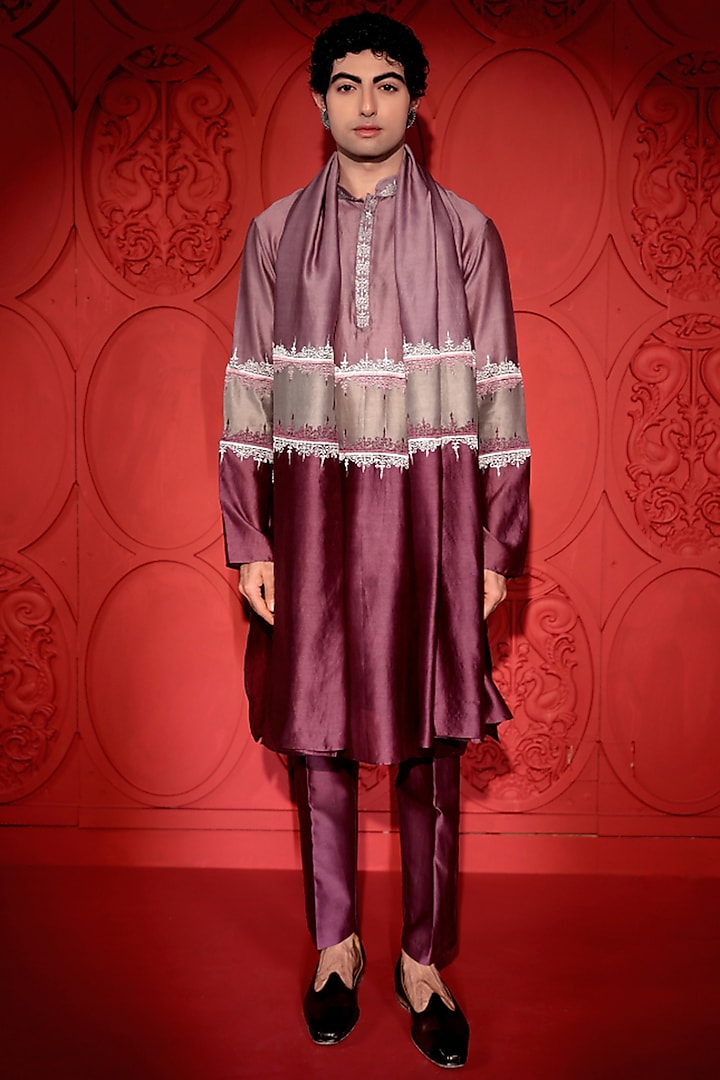 Lavender & Grey Chanderi Embroidered Color-Blocked Kurta Set by Jubinav Chadha Men