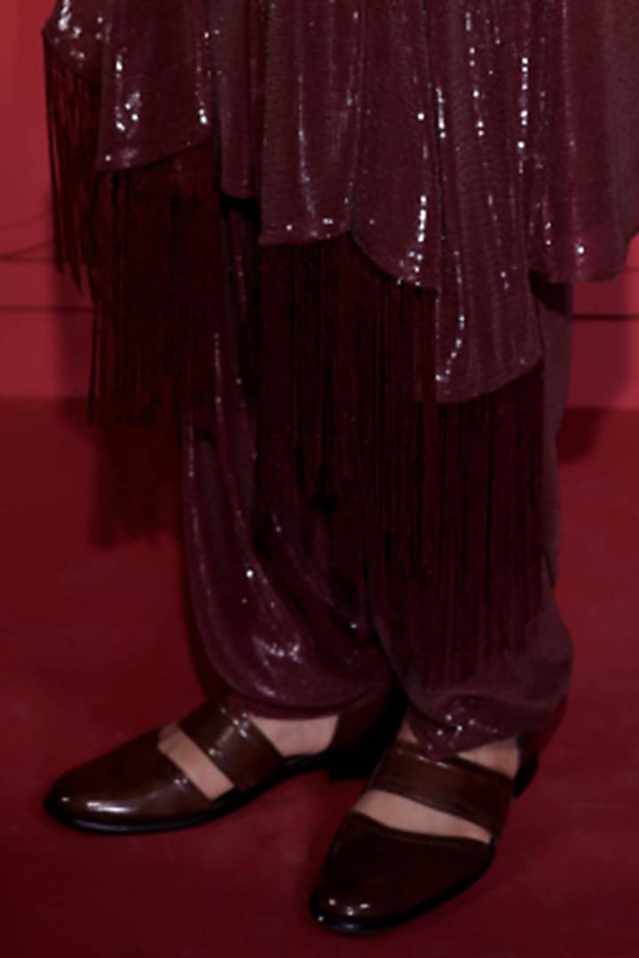 Wine & White Sequins Georgette Ombre-Dyed Kurta Set by Jubinav Chadha Men at Pernia's Pop Up Shop