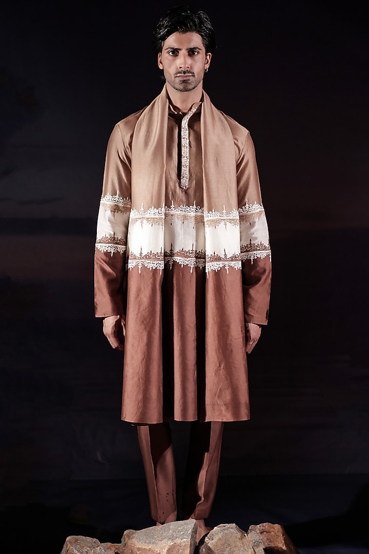 Brown Silk Chanderi Embroidered Color-Blocked Kurta Set by Jubinav Chadha Men at Pernia's Pop Up Shop