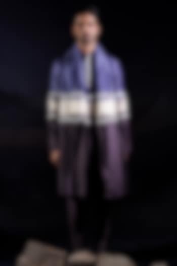 Blue Silk Chanderi Embroidered Color-Blocked Kurta Set by Jubinav Chadha Men at Pernia's Pop Up Shop