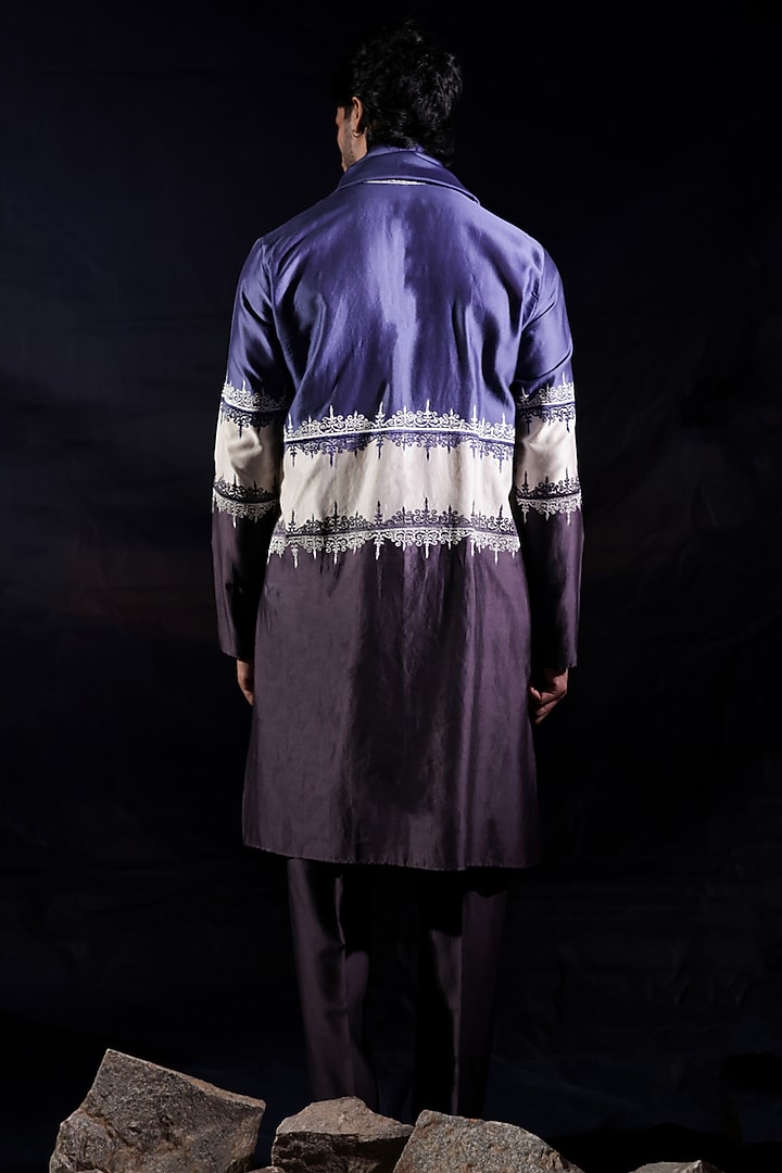 Blue Silk Chanderi Embroidered Color-Blocked Kurta Set by Jubinav Chadha Men at Pernia's Pop Up Shop
