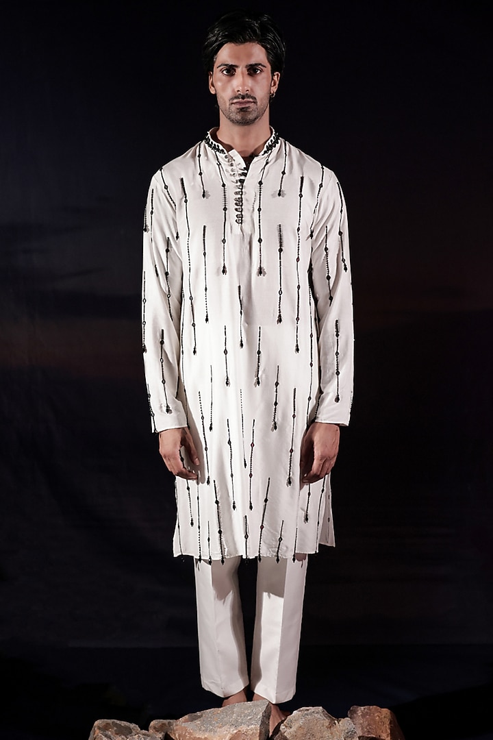 White Silk Staple Crystal Embellished Kurta Set by Jubinav Chadha Men at Pernia's Pop Up Shop