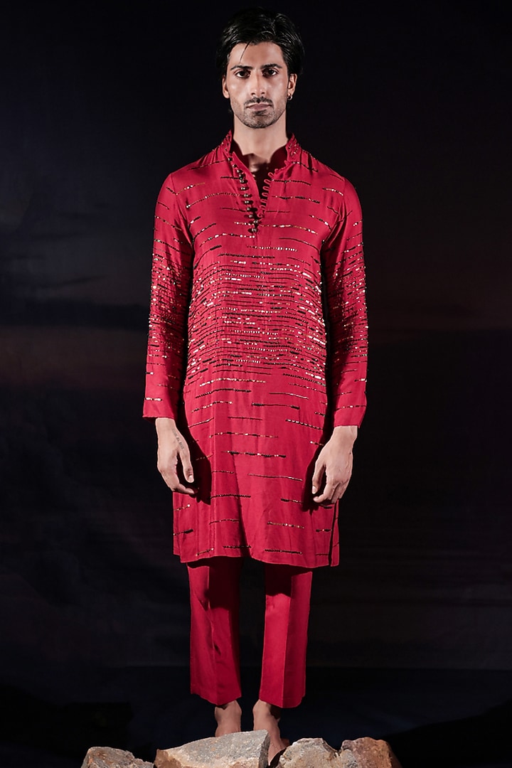 Red Silk Staple Sequins Hand Embroidered Kurta Set by Jubinav Chadha Men at Pernia's Pop Up Shop