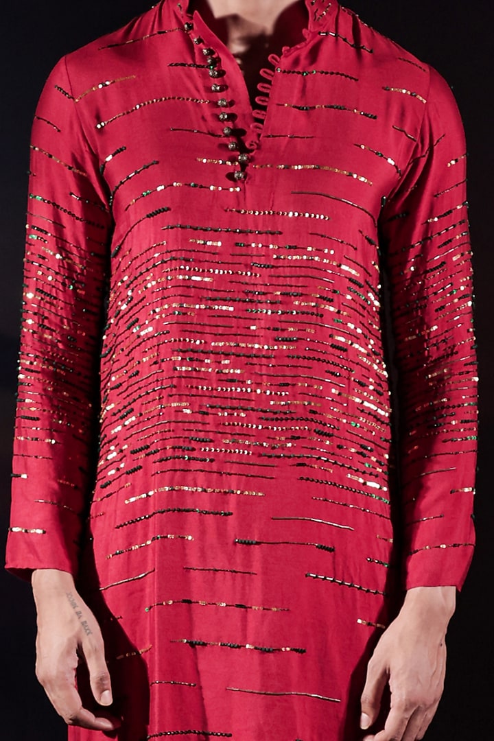 Red Silk Staple Sequins Hand Embroidered Kurta Set by Jubinav Chadha Men at Pernia's Pop Up Shop
