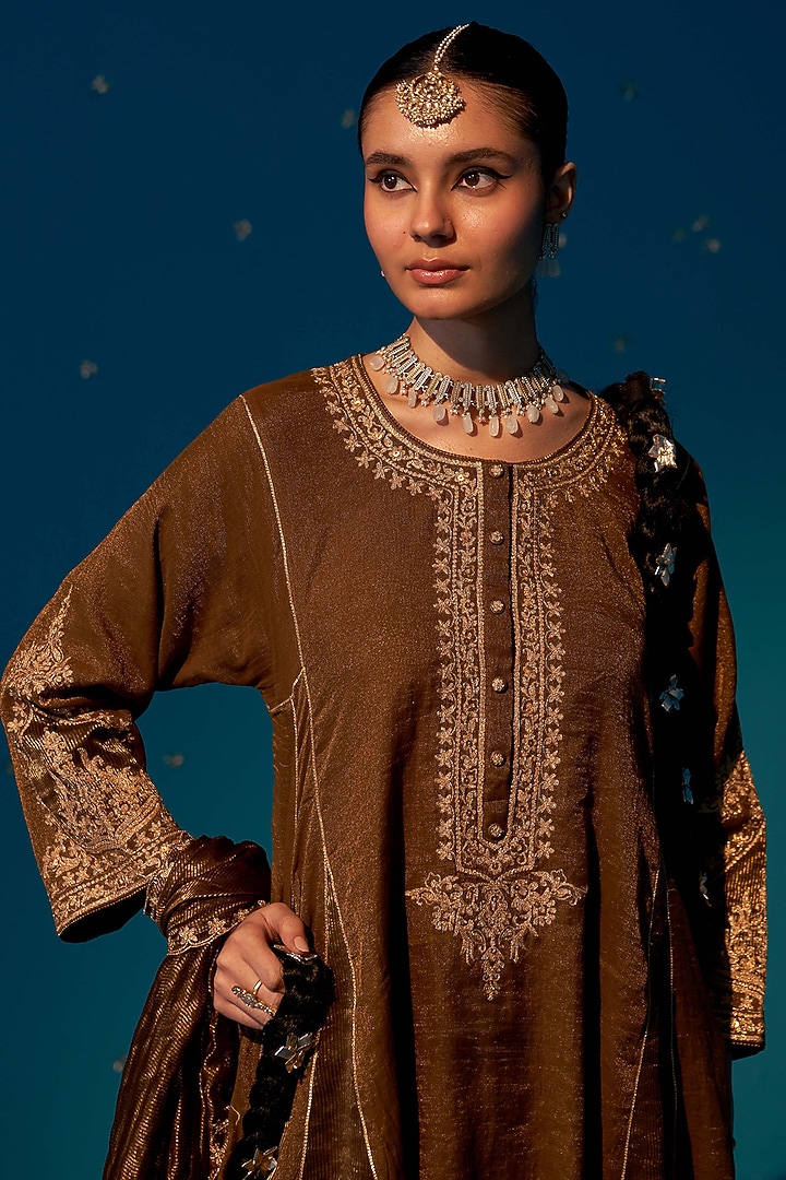Brown Tissue Aari Embroidered Choga Kurta Set by JUGGNI at Pernia's Pop Up Shop