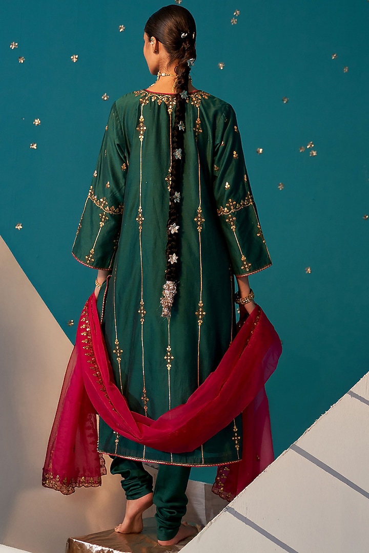 Rama Green Chanderi Gota Embroidered Kurta Set by JUGGNI at Pernia's Pop Up Shop