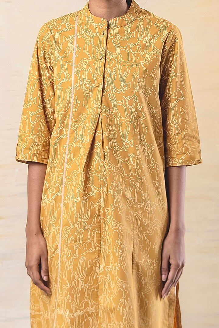 Mustard Printed Kurta Set by June 20 at Pernia's Pop Up Shop