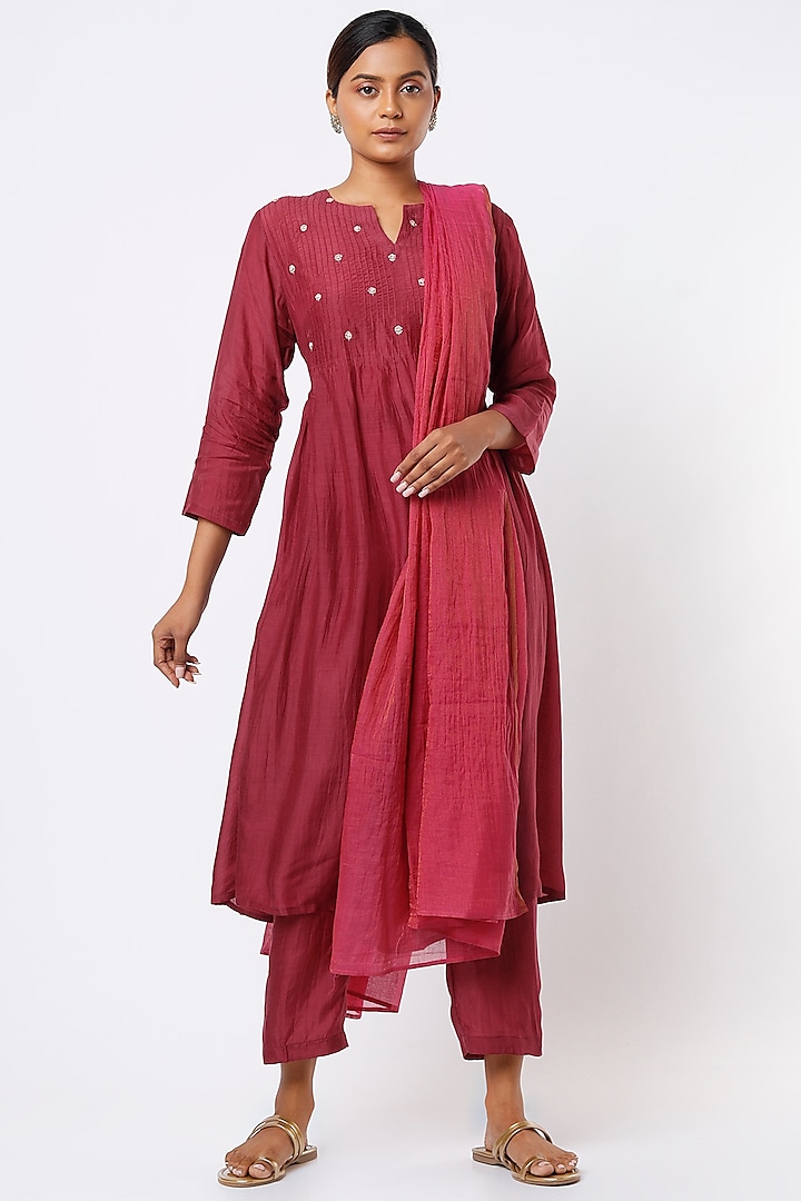 Wine Pintucked Embroidered Kurta Set by Juanita by Shubhda at Pernia's Pop Up Shop