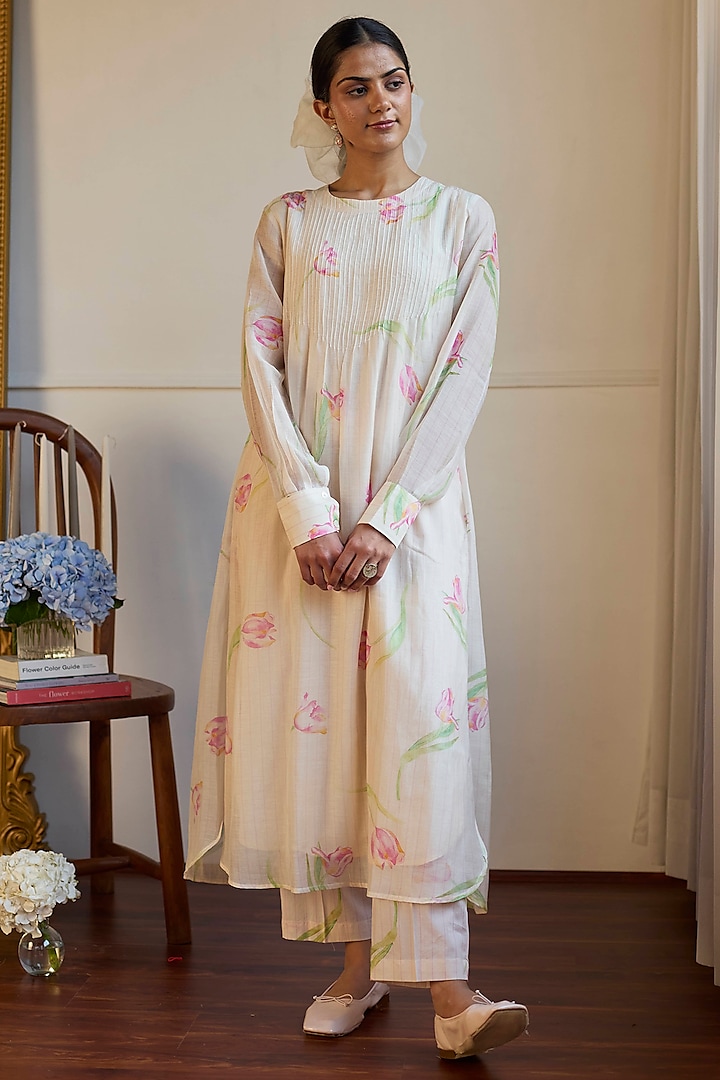 Ivory Handwoven Chanderi Pintuck Kurta Set by Juanita by Shubhda at Pernia's Pop Up Shop
