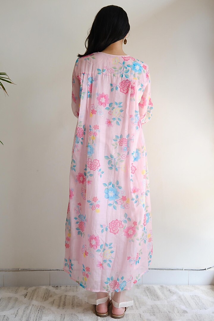 Blush Pink Handwoven Chanderi Pleated Kurta Set by Juanita by Shubhda at Pernia's Pop Up Shop
