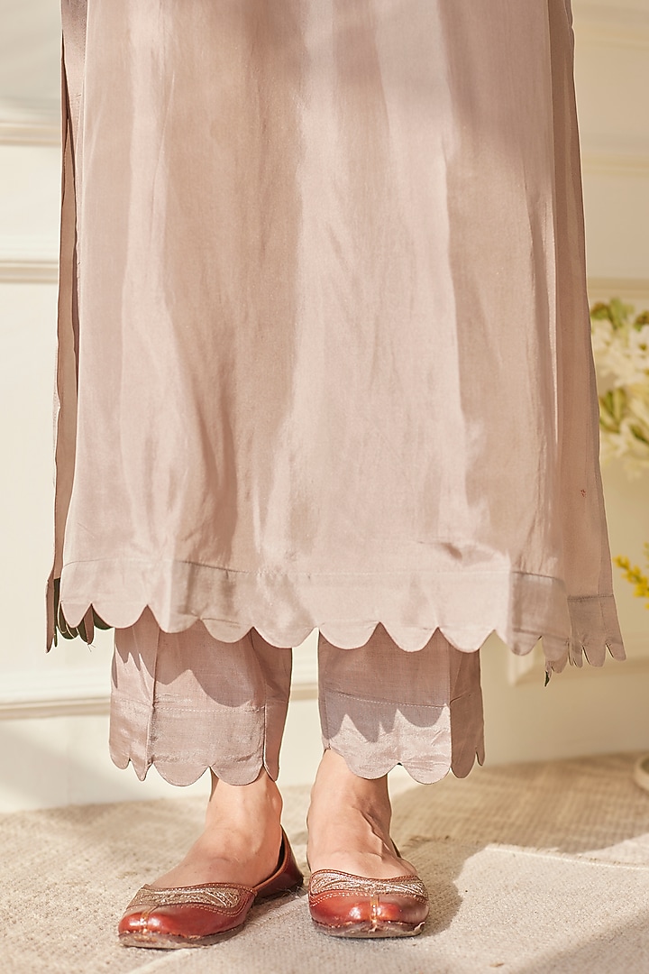 English Grey Habutai Silk Kurta Set by Juanita by Shubhda at Pernia's Pop Up Shop