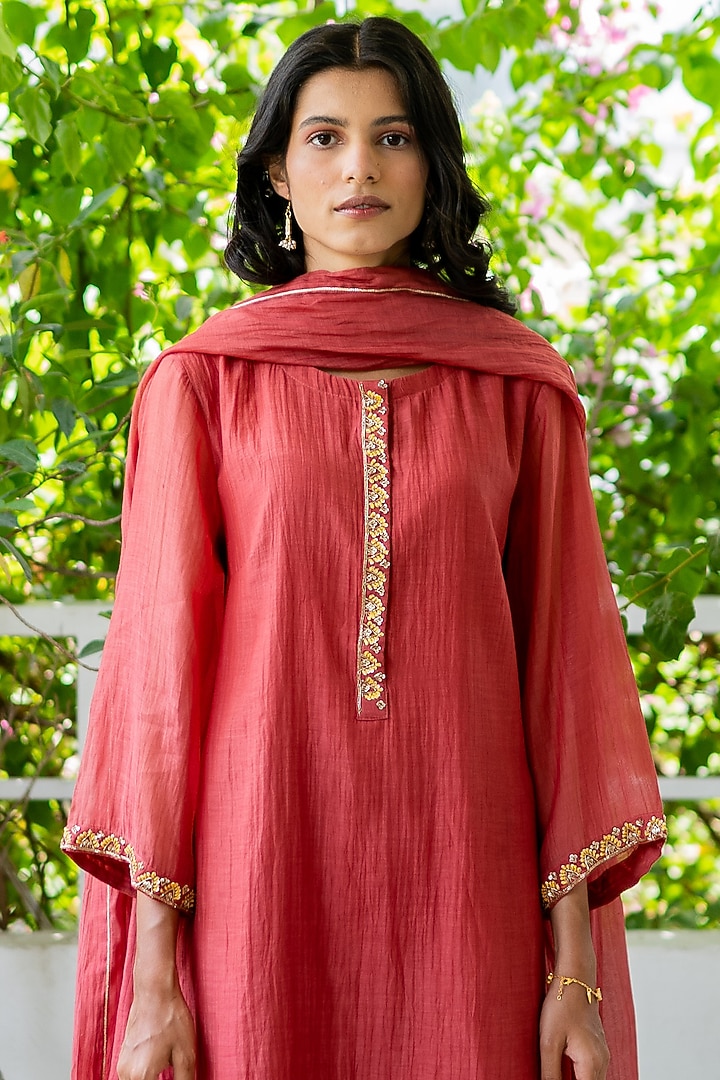 Rose Gold Zari Hand Embroidered Kurta Set by Juanita by Shubhda at Pernia's Pop Up Shop