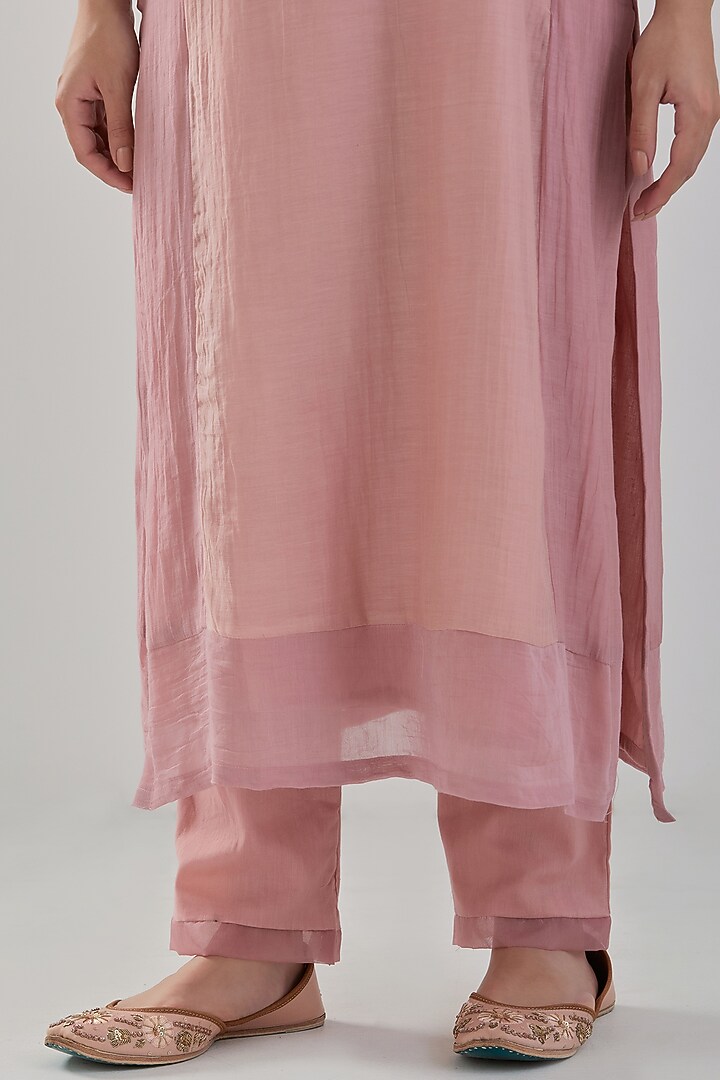 Old Rose Handwoven Chanderi Kurta Set by Juanita by Shubhda at Pernia's Pop Up Shop