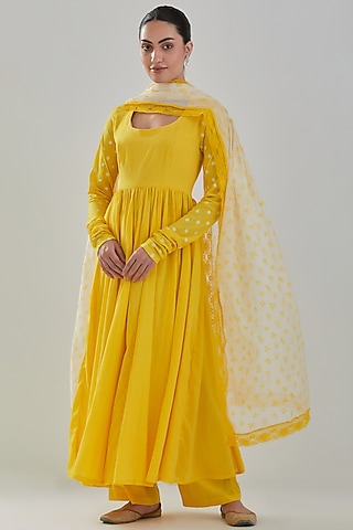 Yellow Handwoven Chanderi Anarkali Set by Juanita by Shubhda