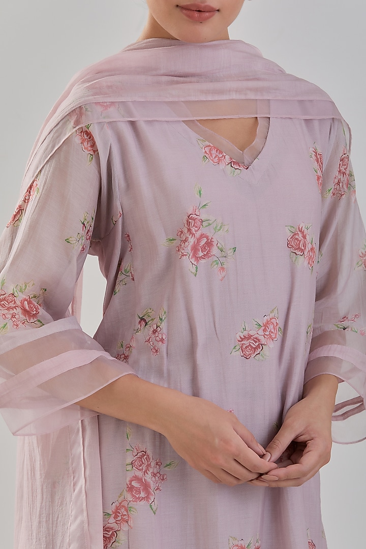Mauve Handwoven Chanderi Kurta Set by Juanita by Shubhda at Pernia's Pop Up Shop