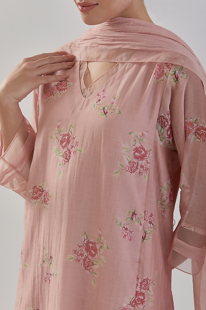 Old Rose Handwoven Chanderi Kurta Set by Juanita by Shubhda at Pernia's Pop Up Shop