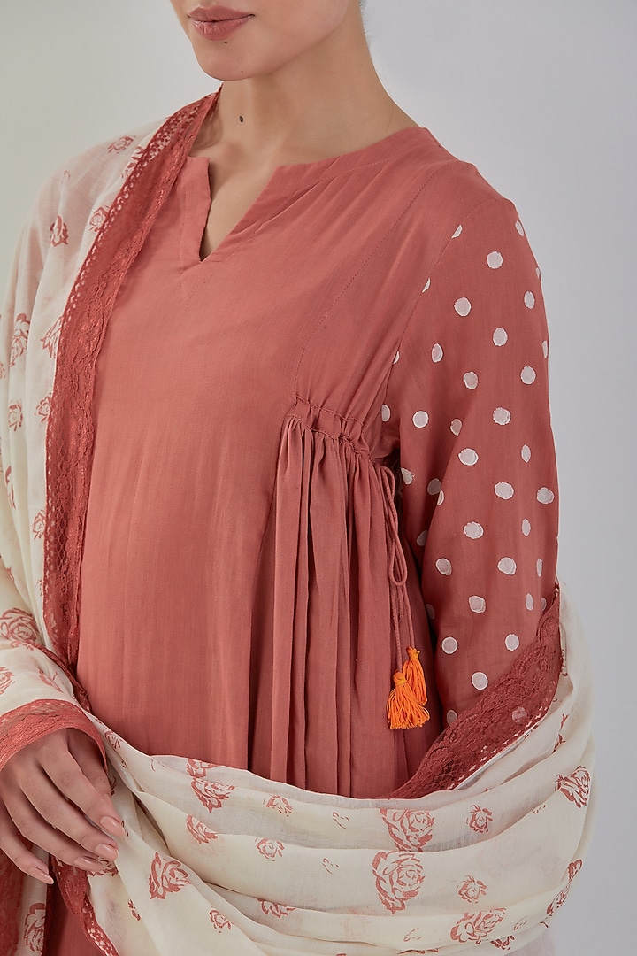 Old Rose Handwoven Chanderi Kurta Set by Juanita by Shubhda at Pernia's Pop Up Shop