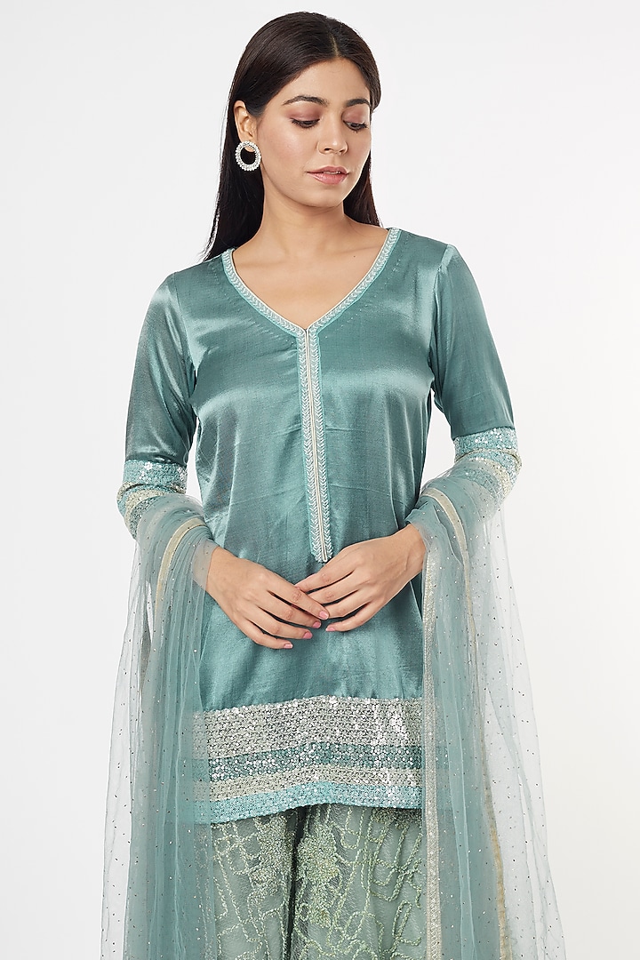 Ice Blue Silk Kurta Set by Jesal Vora at Pernia's Pop Up Shop