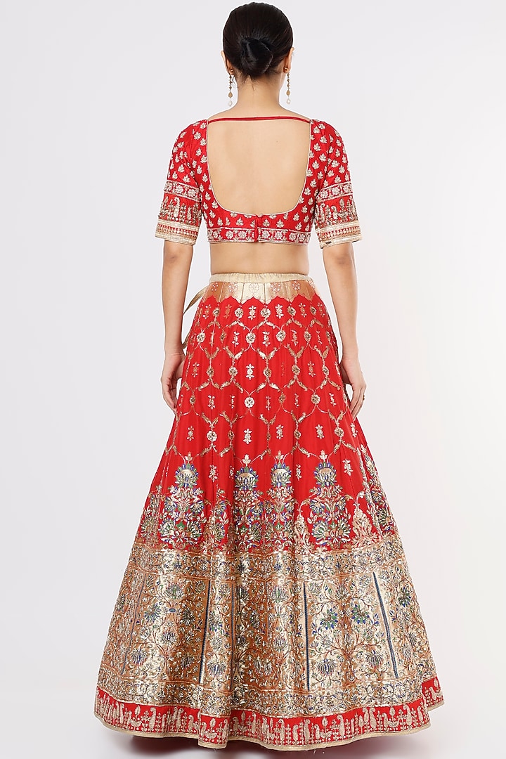 Red Banarasi Weaved Bridal Lehenga Set by Jesal Vora at Pernia's Pop Up Shop